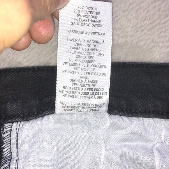 Levi's Women's 512 Jeans Size 16 Slim Taper Black Denim Classic Casual Travel - Picture 14 of 16